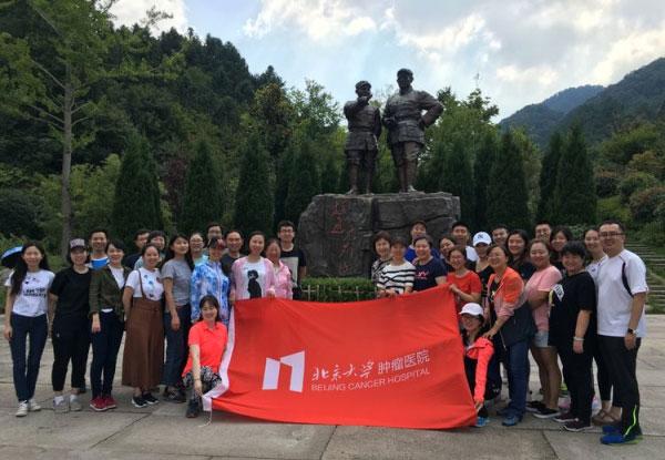 二次元AI女神高清手机壁纸：白玉参差凤凰声，天仙借女双翅猛